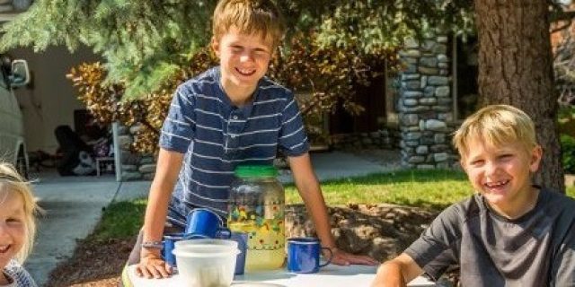 Young Entrepreneurs - M&C